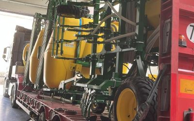 Maquinaria agrícola que no puede circular por carretera: cuándo contratar transporte profesional